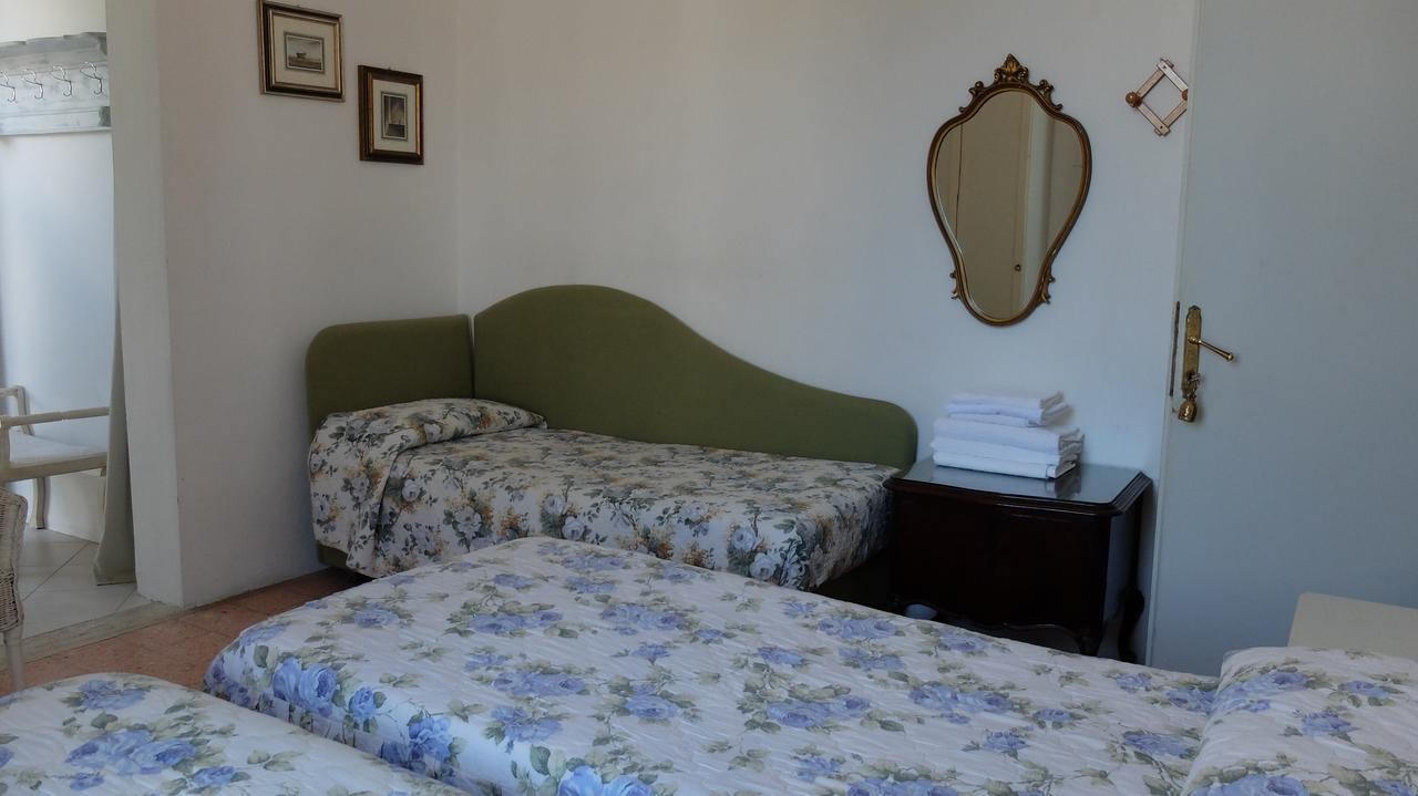 Villa La Fonte Marina di Pietrasanta Phòng bức ảnh